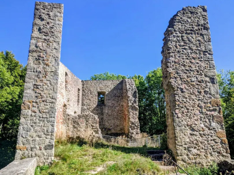 Ruine Schwärzenberg, Germany